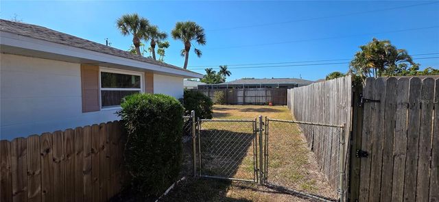 2260 SANDLEWOOD DRIVE, Venice, FL 34293