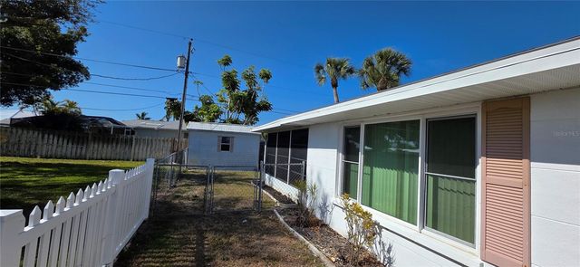2260 SANDLEWOOD DRIVE, Venice, FL 34293