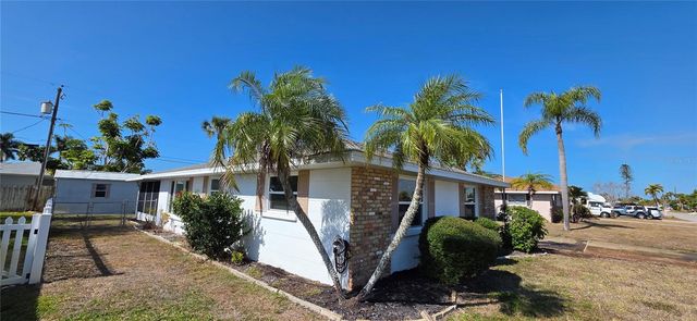 2260 SANDLEWOOD DRIVE, Venice, FL 34293