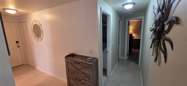 2260 SANDLEWOOD DRIVE, Venice, FL 34293