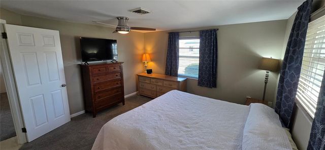 2260 SANDLEWOOD DRIVE, Venice, FL 34293