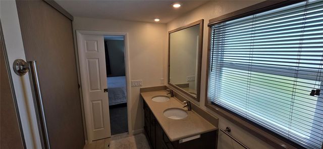 2260 SANDLEWOOD DRIVE, Venice, FL 34293