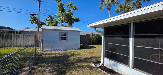 2260 SANDLEWOOD DRIVE, Venice, FL 34293