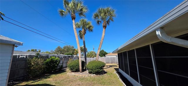 2260 SANDLEWOOD DRIVE, Venice, FL 34293
