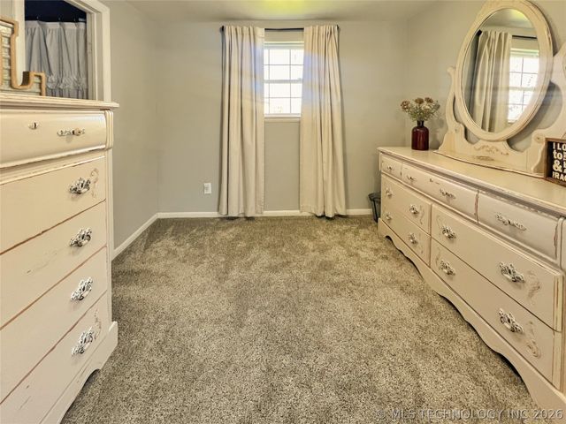 124 Granada Drive, Mannford, OK 74044