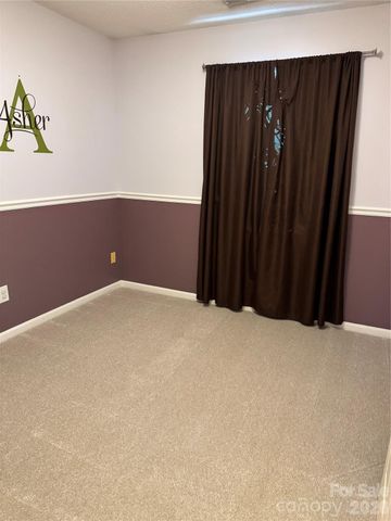 529 Lisa Carol Drive, Mooresville, NC 28115