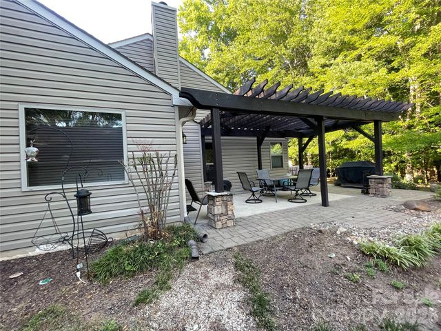 529 Lisa Carol Drive, Mooresville, NC 28115