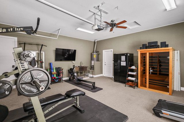 2608 La Rinconada Place, Redding, CA 96002