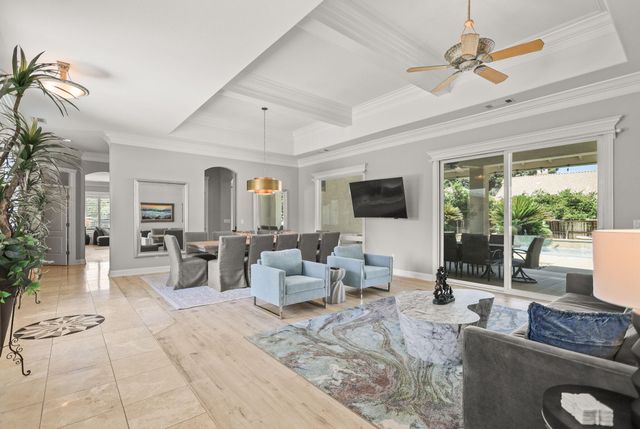 2608 La Rinconada Place, Redding, CA 96002