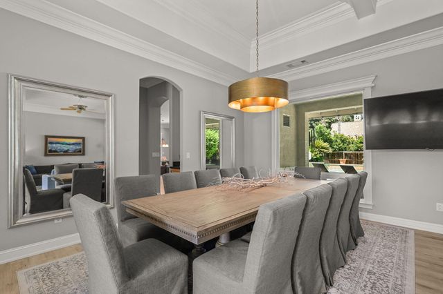 2608 La Rinconada Place, Redding, CA 96002