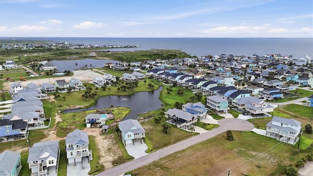 4030 Miramar Court, Galveston, TX 77554