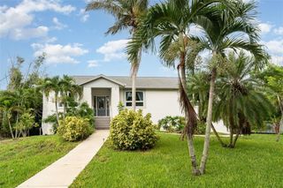 1021 99TH STREET NW, Bradenton, FL 34209