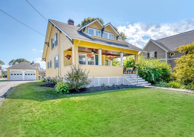 257 1st St, Melrose, MA 02176