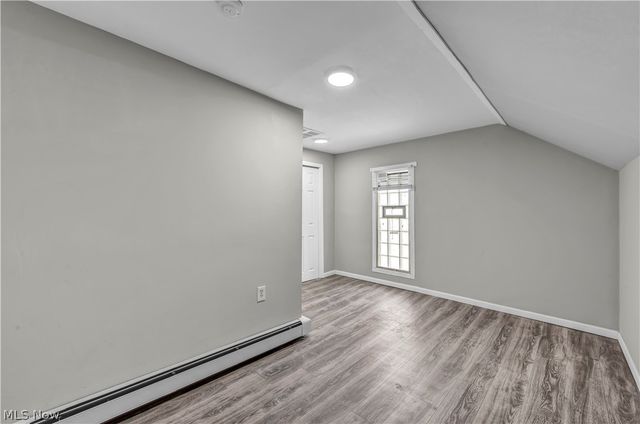 3010 Daisy Avenue Up, Cleveland, OH 44109