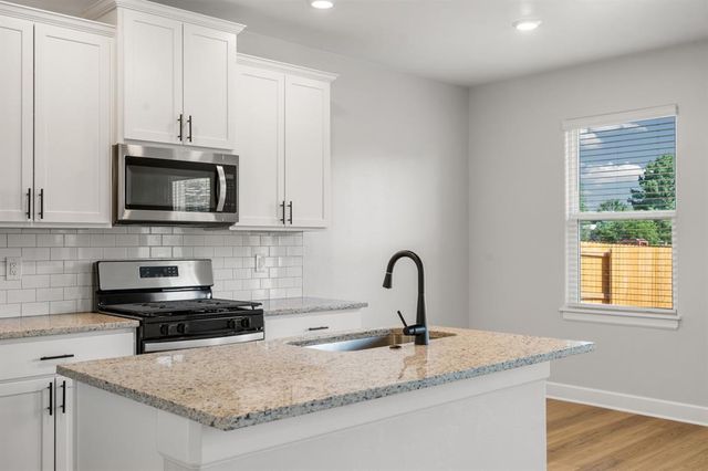 11949 SW 30th Street, Yukon, OK 73099