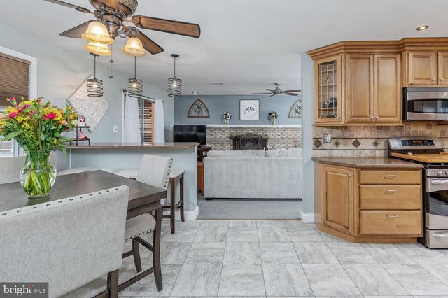 135 MELLON AVE, Gibbstown, NJ 08027