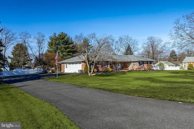 135 MELLON AVE, Gibbstown, NJ 08027