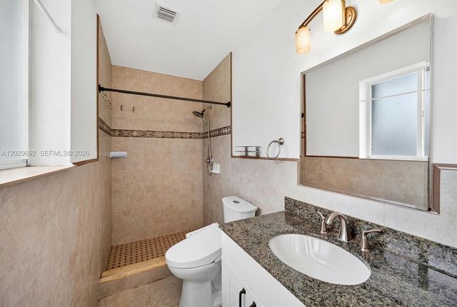 5501 Pine Terrace, Plantation, FL 33317
