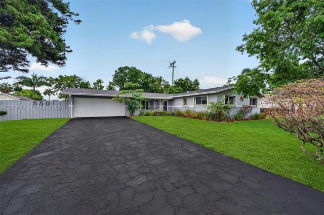 5501 Pine Terrace, Plantation, FL 33317