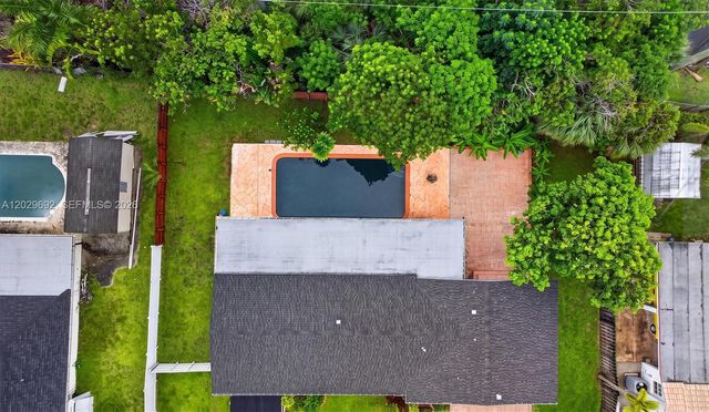 5501 Pine Terrace, Plantation, FL 33317