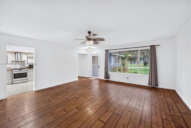 5501 Pine Terrace, Plantation, FL 33317