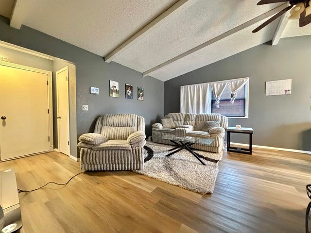 2982 S Richmond Ct, Wichita, KS 67217