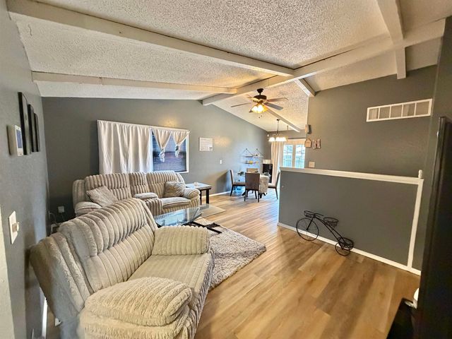 2982 S Richmond Ct, Wichita, KS 67217