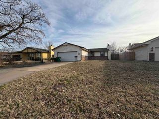 2982 S Richmond Ct, Wichita, KS 67217