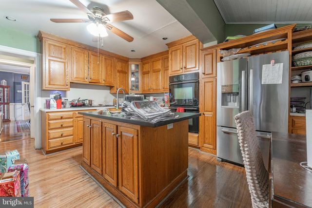 573 E LINCOLN HWY, Coatesville, PA 19320