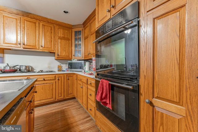 573 E LINCOLN HWY, Coatesville, PA 19320