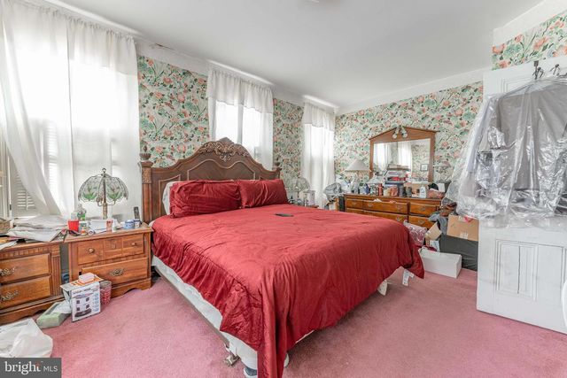 573 E LINCOLN HWY, Coatesville, PA 19320