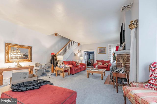 573 E LINCOLN HWY, Coatesville, PA 19320