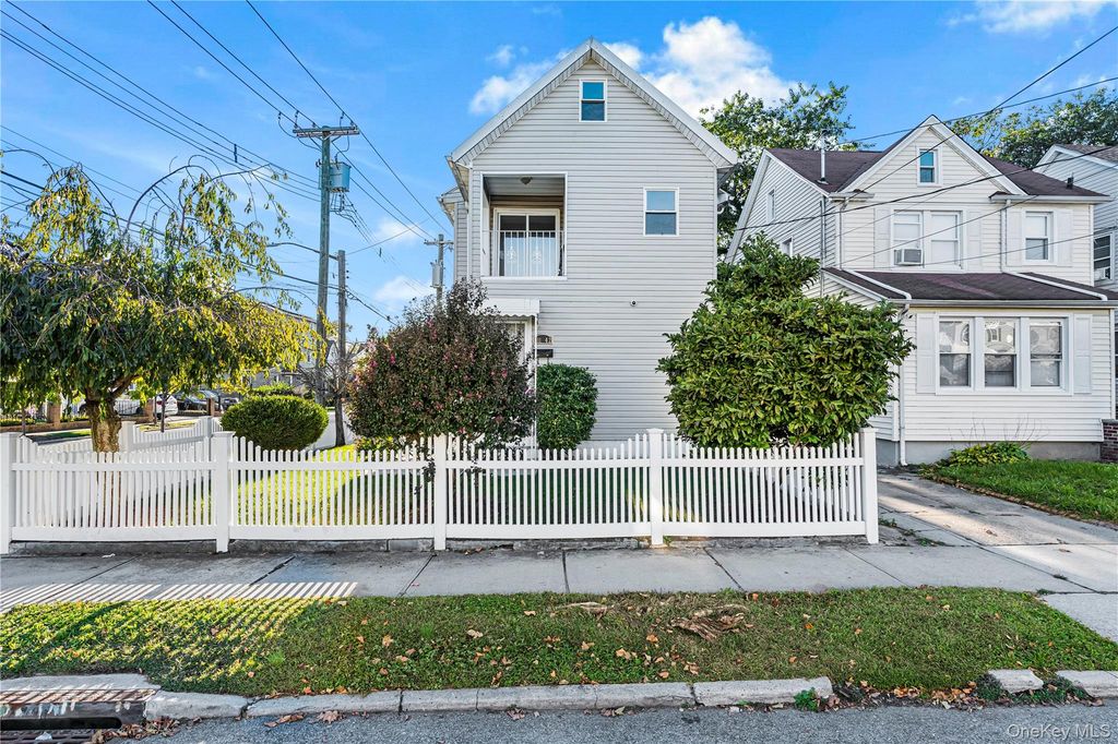 111-42 209th Street, Queens Village, NY 11429 — photo 2