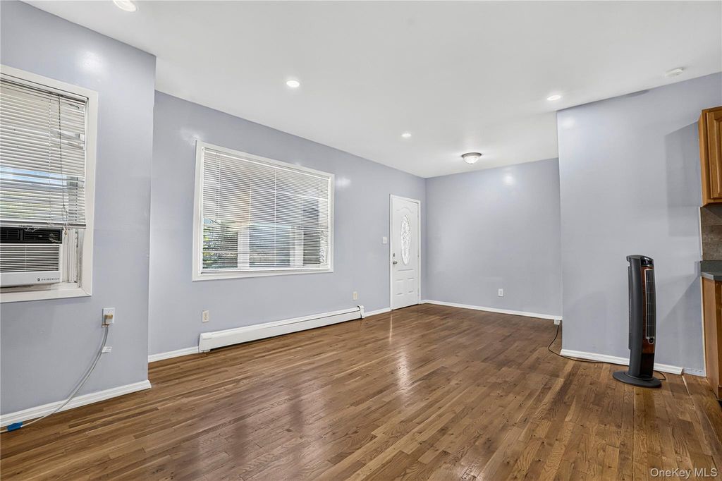 111-42 209th Street, Queens Village, NY 11429 — photo 4