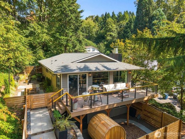 13917 16th Place SW, Burien, WA 98166