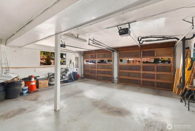 13917 16th Place SW, Burien, WA 98166