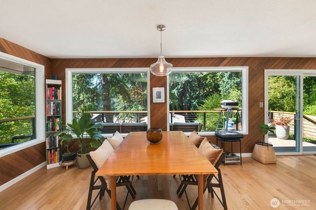 13917 16th Place SW, Burien, WA 98166