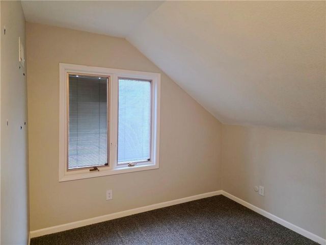 1901 E Frontier Lane, Olathe, KS 66062