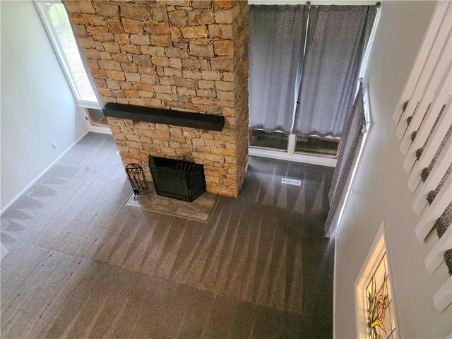 1901 E Frontier Lane, Olathe, KS 66062