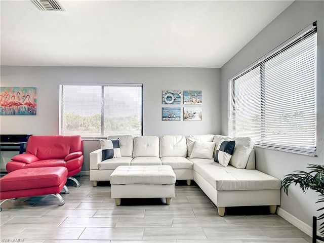 5000 SW 16th PL, Cape Coral, FL 33914