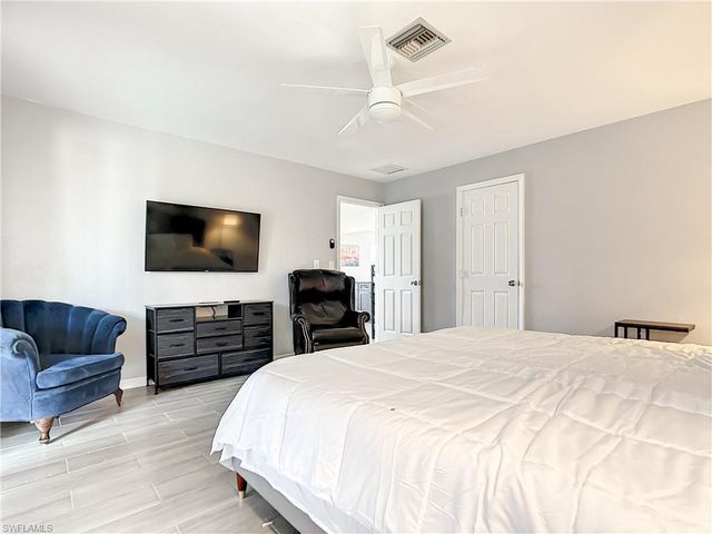 5000 SW 16th PL, Cape Coral, FL 33914