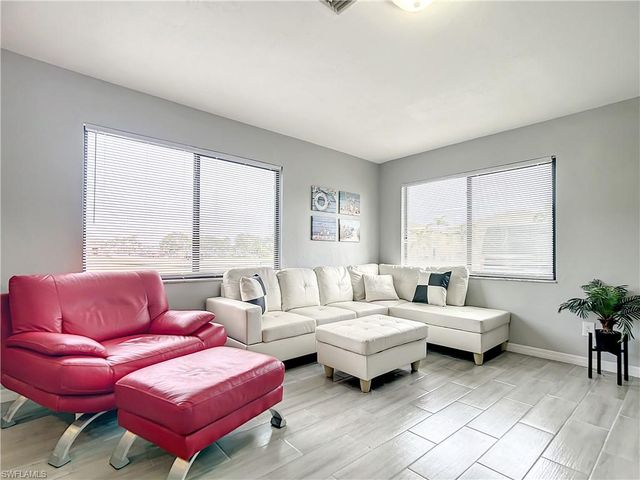 5000 SW 16th PL, Cape Coral, FL 33914