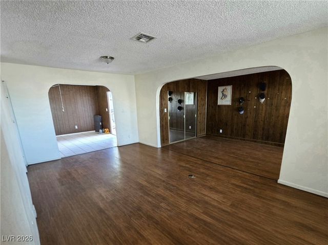 1909 Leona Street, Las Vegas, NV 89106