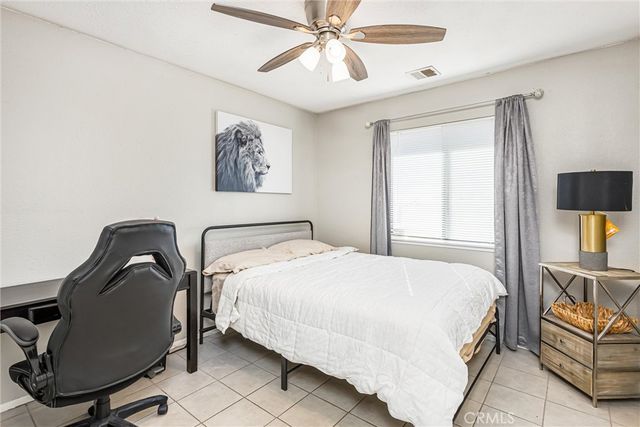 16422 Tolowa, Apple Valley, CA 92307