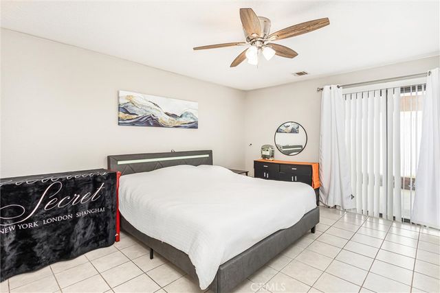 16422 Tolowa, Apple Valley, CA 92307