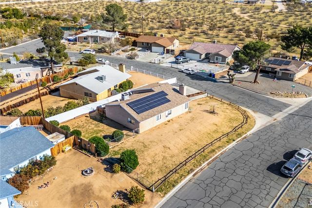 16422 Tolowa, Apple Valley, CA 92307