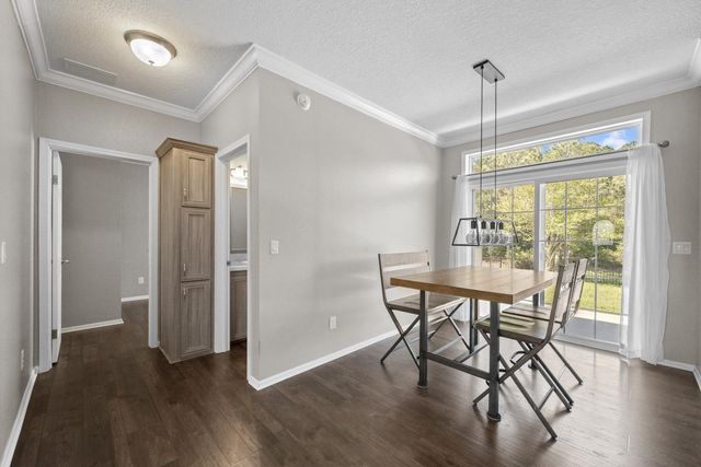 2937 Gray Jay Dr, St Augustine, FL 32084