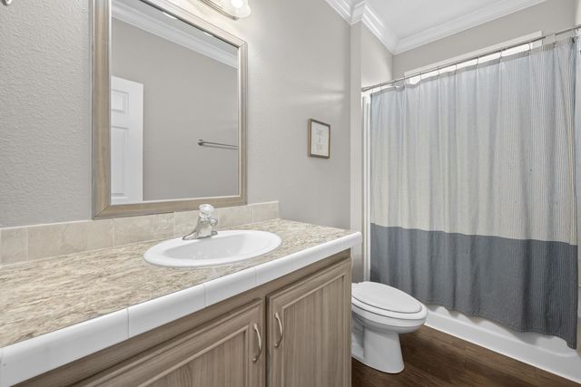 2937 Gray Jay Dr, St Augustine, FL 32084