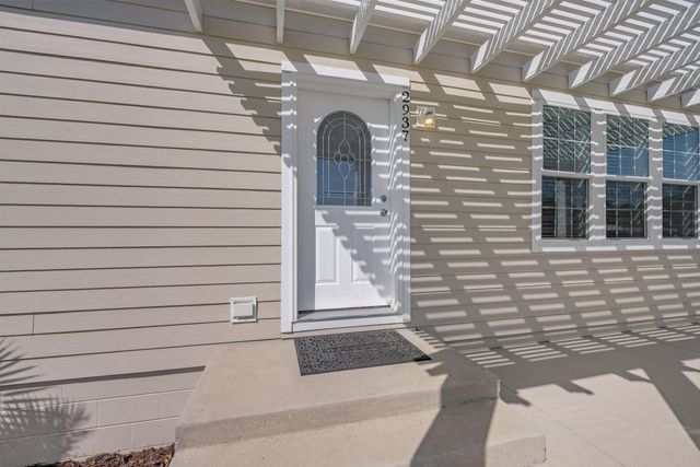 2937 Gray Jay Dr, St Augustine, FL 32084