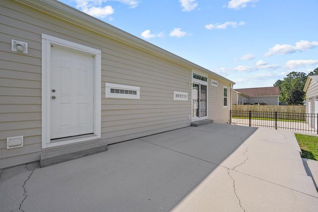 2937 Gray Jay Dr, St Augustine, FL 32084